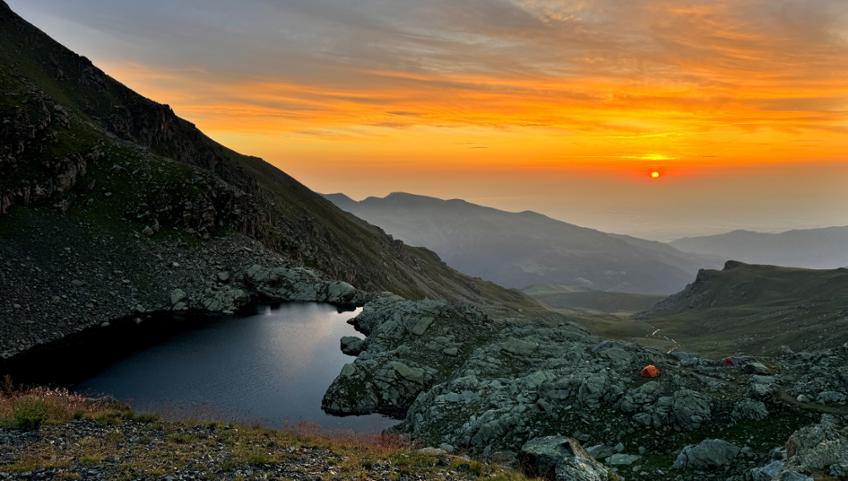 CAMMINARE LUNGO LA GTA, NEL CUORE DELLE ALPI